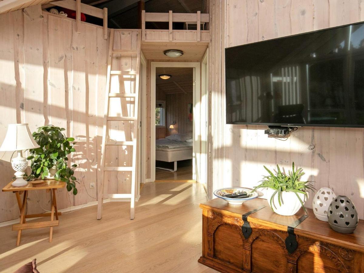 Three-Bedroom Holiday home in Rødby 38 Kramnitse Eksteriør billede